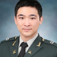 姜炫雄