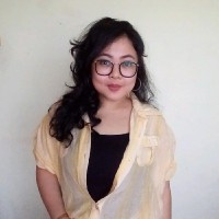 Sri Taniarti P. Ishak (Tania)