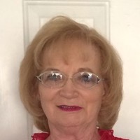 Lois Lyon