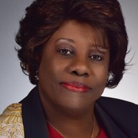Linda M Williams