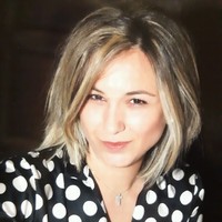 Elena Pikiou, Mba