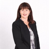 Julie McClelland
