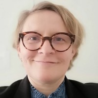Delphine De Saint-Aubert