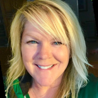 Christine Holmes