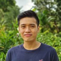 Wei Yang Low