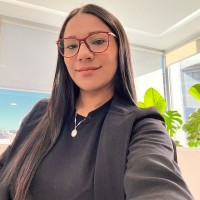 Helen Isley Márquez Zambrano