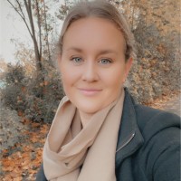Alexandra Sjöholm Khakdost