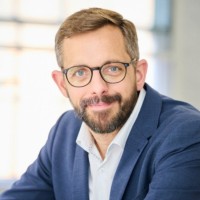 Dr Graeme Fancourt