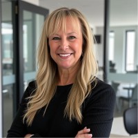 Lisa Simmons, Clf
