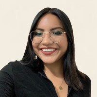 Daisy H.