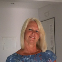 Lorraine Thomas