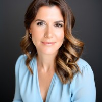 Lauren Dickinson