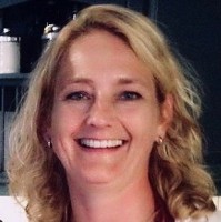 Diane Oostrum