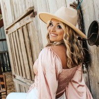 Riley Feucht
