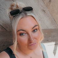 Sian Thomas