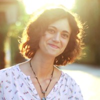 Dr. Viviane Clay