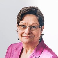 Edie Ediemcb53