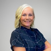 Leanne Chambers