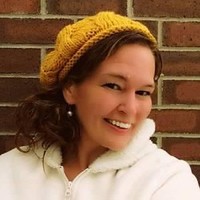 Holly Nelson
