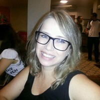 Taisa Queiroz Ferro Scapinelli