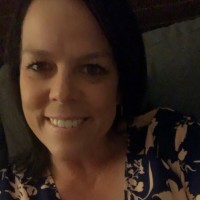 Leslee Moyle