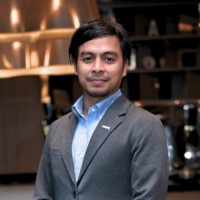 Dr. Aizzat