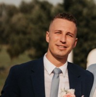 András Rakonczay
