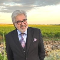 Mike Okhovatian