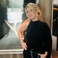 Vicki D.