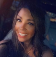 Linda Bayne