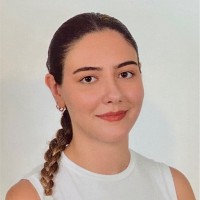 Begüm Özbek