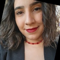 Luciana S.