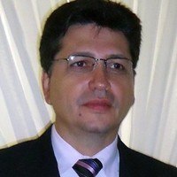 MAURO CELIO DIAS DIAS