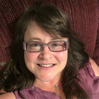 Stacy Lowe