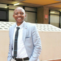 Ofentse Ntshudisane