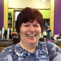 Lynda Schuster