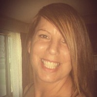 Lorraine Hull