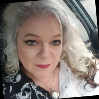 Tina Hollis