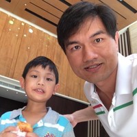 詹坤鄰Dylan