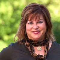 Francine Carb
