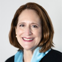 Suzanne King