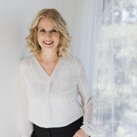 Shannon Ilas, Mba