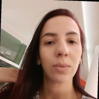 Viviane Batista Guimarães