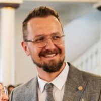 Dr. Viktor Balzer