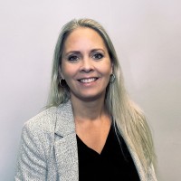 Una J.