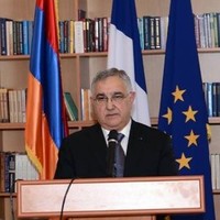 Gilbert DERDERIAN