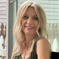 Wendy Costello