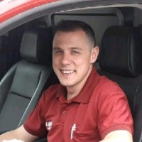 Carlos León García