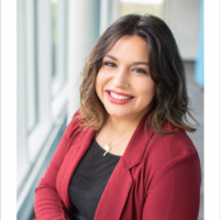 Nicole Chininis, Mba
