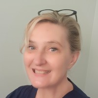 Suellen Knight